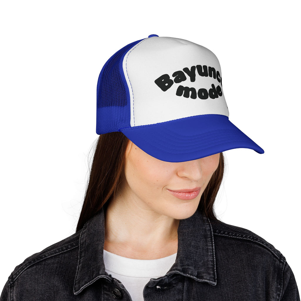 Bayunco Mode trucker cap | retro bubble text mesh hat