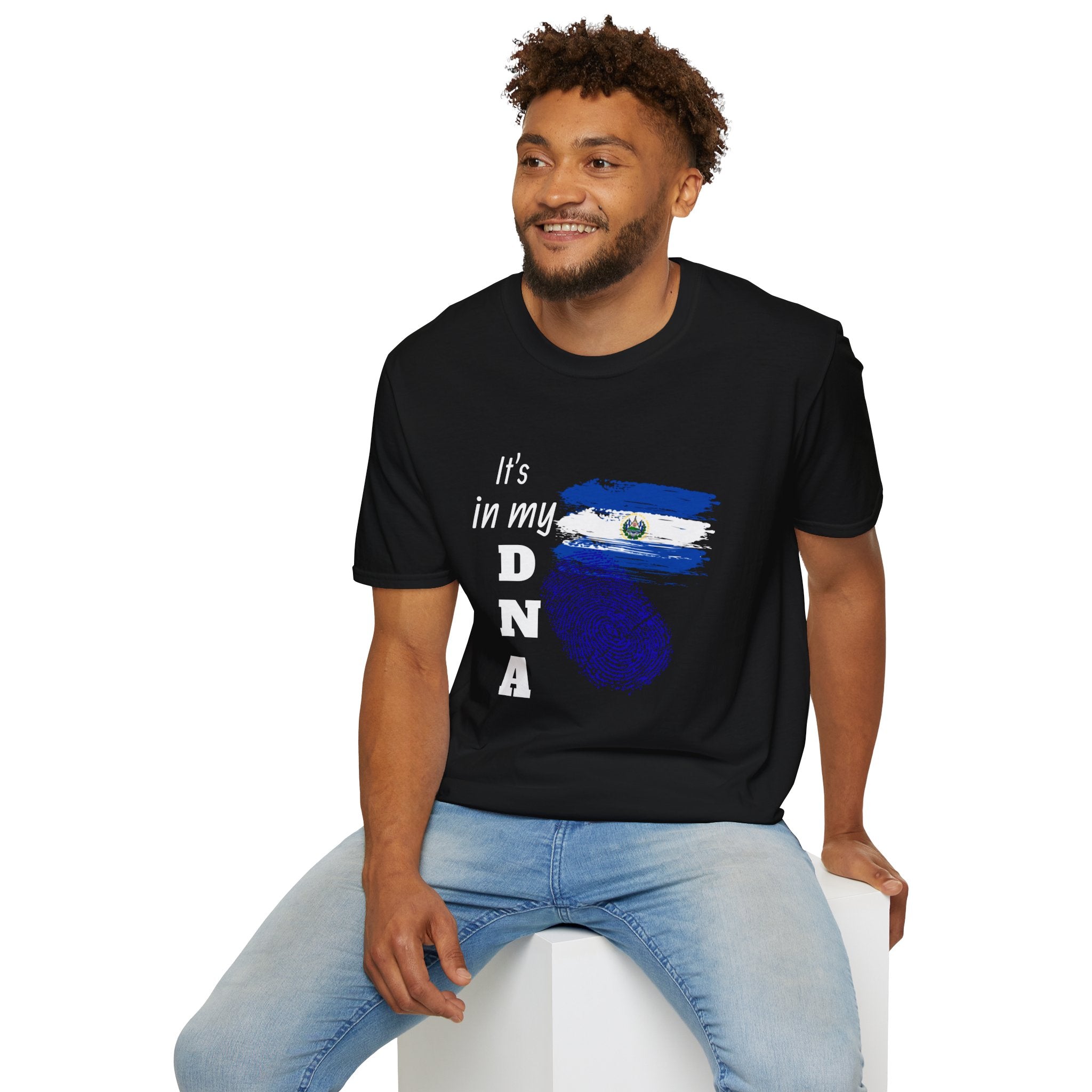 It's in My DNA "El Salvador Flag "  T-Shirt
